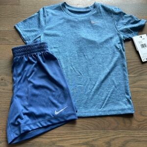 NWT Nike Toddler Set size 4T